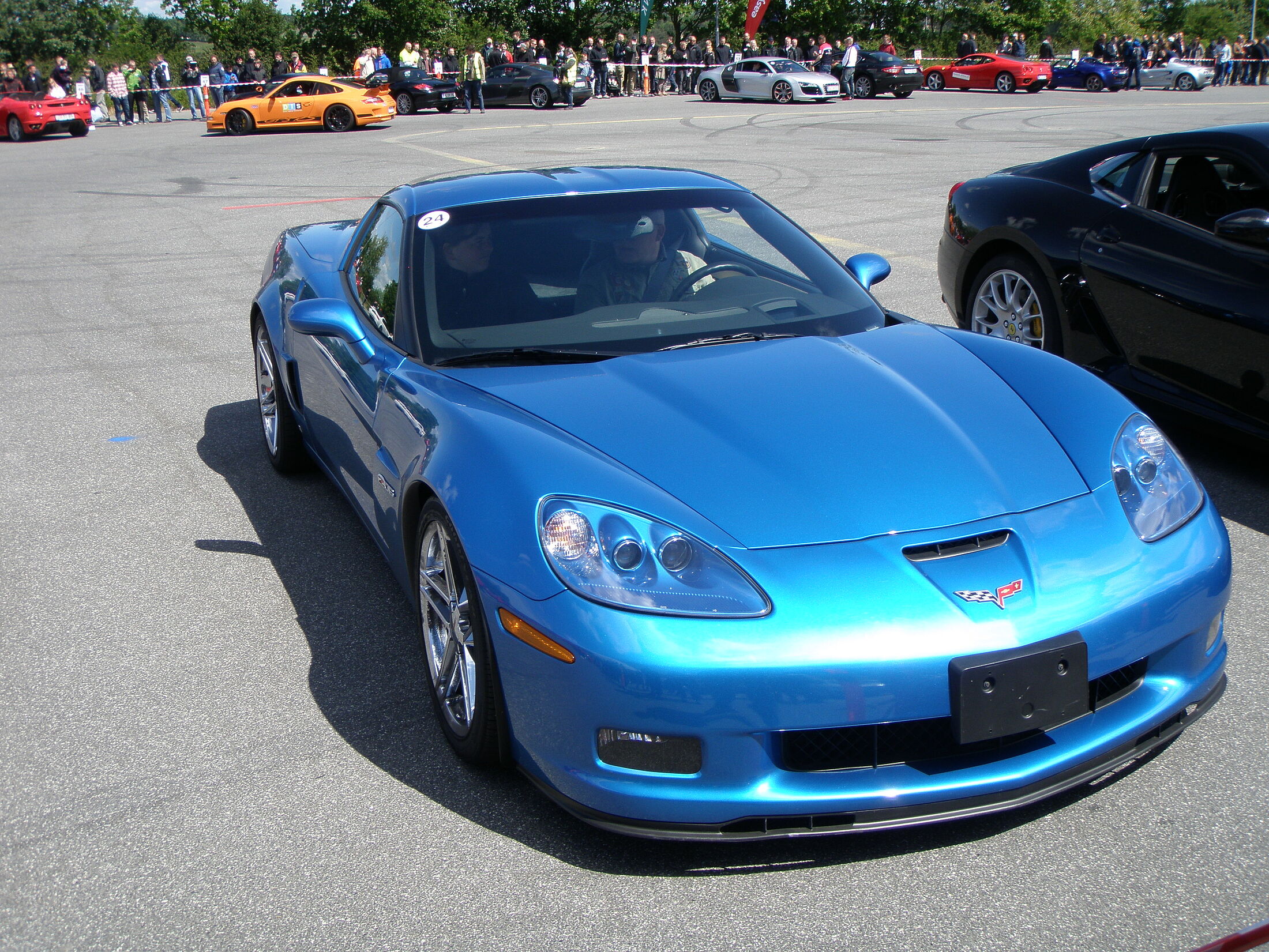 C6 750 HK